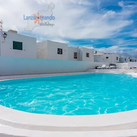 Serenity Apartment Tias